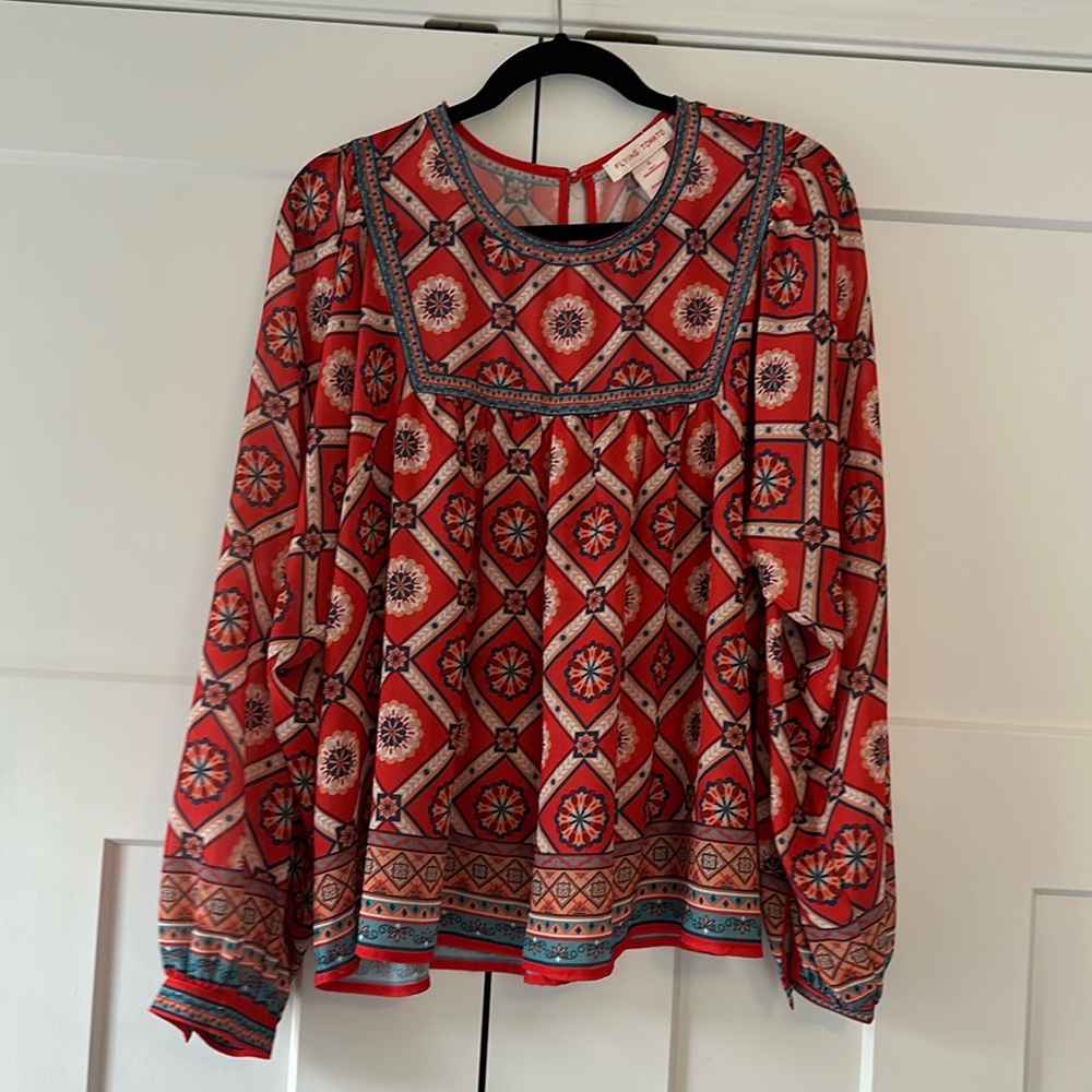 Red patterned top